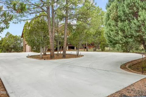 2751 Challenger Dr, Overgaard, AZ 85933 photo 7