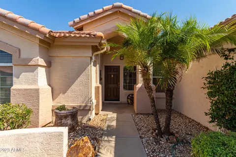 15821 W Piccadilly Rd, Goodyear, AZ 85395