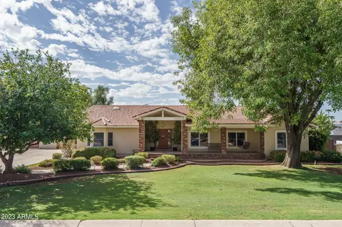 8611 W Foothill Dr, Peoria, AZ 85383
