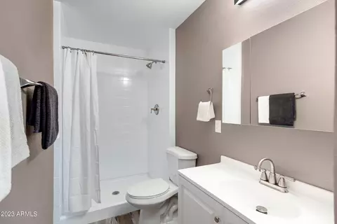 810 E Colter St #32, Phoenix, AZ 85014 photo 15