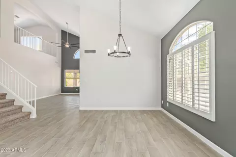 1222 E Beverly Ln, Phoenix, AZ 85022 photo 10