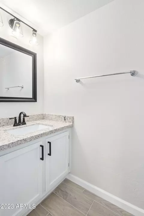 1222 E Beverly Ln, Phoenix, AZ 85022 photo 21