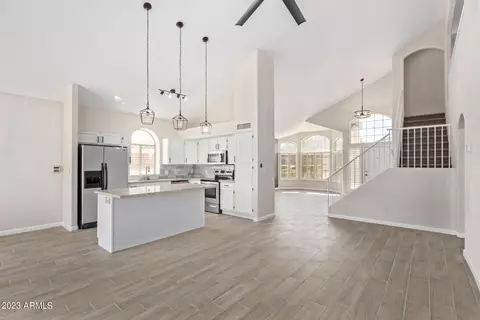 1222 E Beverly Ln, Phoenix, AZ 85022 photo 14