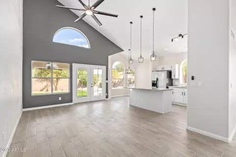 1222 E Beverly Ln, Phoenix, AZ 85022 photo 12