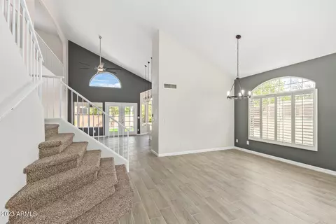 1222 E Beverly Ln, Phoenix, AZ 85022 photo 5