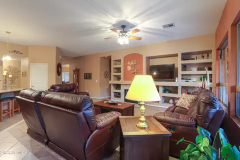 1231 E Jasper Ct, Gilbert, AZ 85296 photo 16