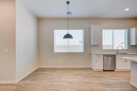 8030 S 6th Dr, Phoenix, AZ 85041 photo 7