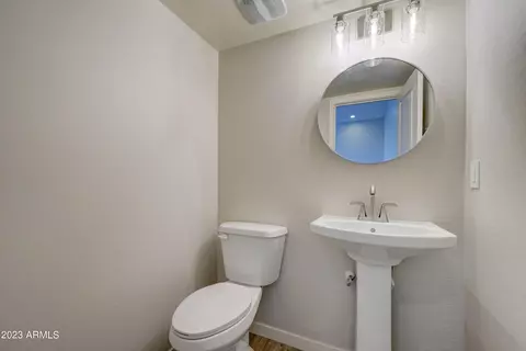 8030 S 6th Dr, Phoenix, AZ 85041 photo 32