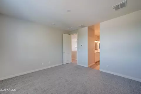 8030 S 6th Dr, Phoenix, AZ 85041 photo 14
