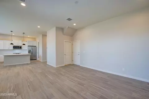 8030 S 6th Dr, Phoenix, AZ 85041 photo 10