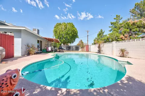 326 E Pebble Beach Dr, Tempe, AZ 85282