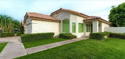 703 W Greentree Dr, Chandler, AZ 85225