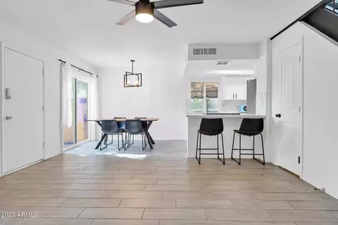 720 E North Ln #1, Phoenix, AZ 85020 photo 6
