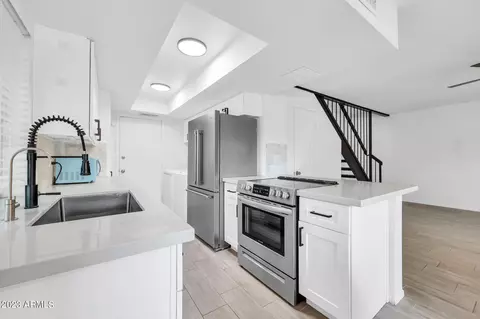 720 E North Ln #1, Phoenix, AZ 85020
