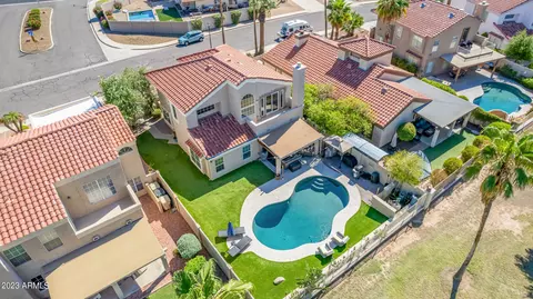 6824 W Morrow Dr, Glendale, AZ 85308