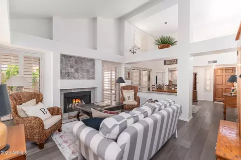10076 E Calle De Cielo Cir E, Scottsdale, AZ 85258