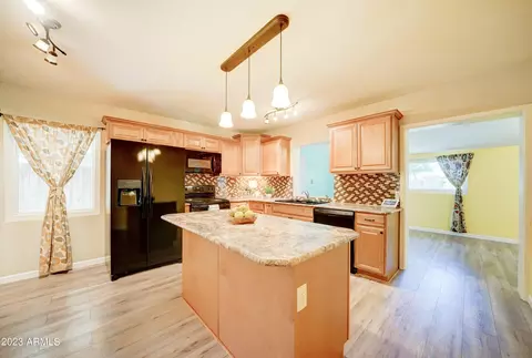 461 E Millett Ave, Mesa, AZ 85204 photo 2