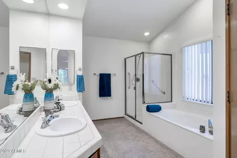 1809 E Redfield Rd, Phoenix, AZ 85022 photo 9