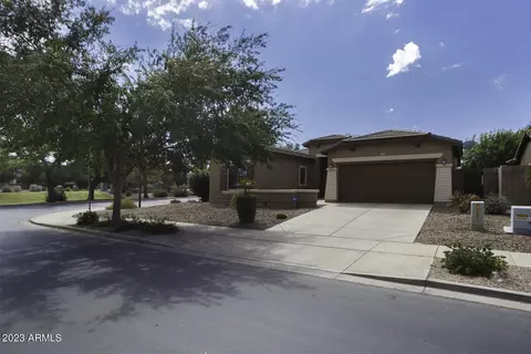 18735 E Pelican Ct, Queen Creek, AZ 85142