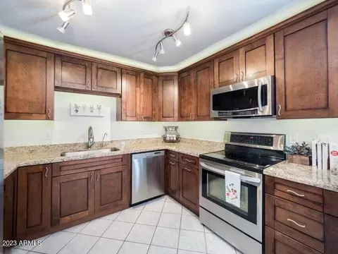 10128 E Butte St, Mesa, AZ 85207 photo 4