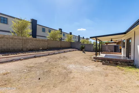 4713 E Pollack Ln, Phoenix, AZ 85042 photo 7
