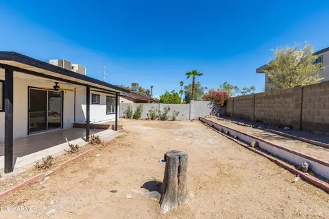 4713 E Pollack Ln, Phoenix, AZ 85042 photo 5