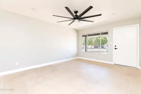 4713 E Pollack Ln, Phoenix, AZ 85042 photo 24
