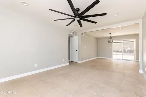 4713 E Pollack Ln, Phoenix, AZ 85042 photo 15
