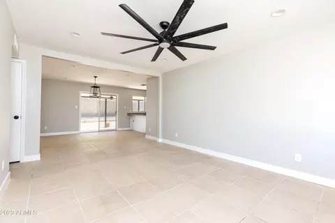 4713 E Pollack Ln, Phoenix, AZ 85042 photo 14