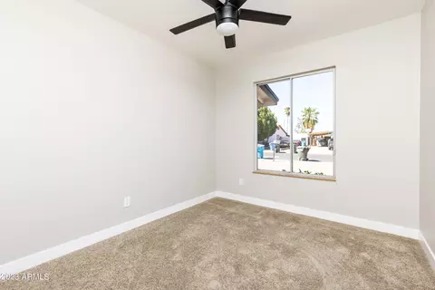 4713 E Pollack Ln, Phoenix, AZ 85042 photo 9
