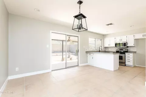 4713 E Pollack Ln, Phoenix, AZ 85042 photo 17