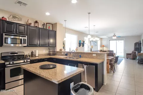 11048 E Starkey Ave, Mesa, AZ 85212 photo 2