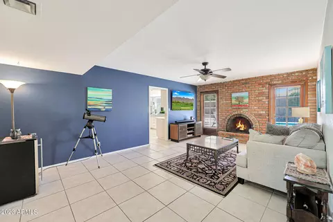 2445 E Mescal St, Phoenix, AZ 85028 photo 9