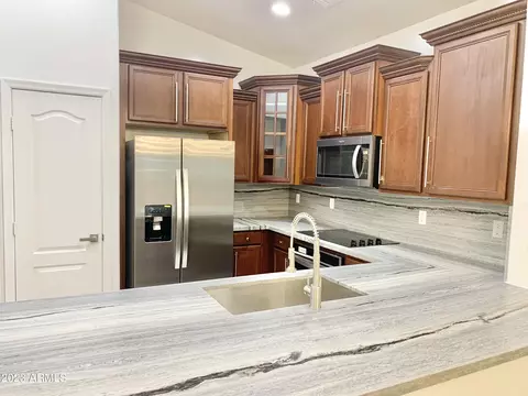 5740 S 21st Ter, Phoenix, AZ 85040 photo 23