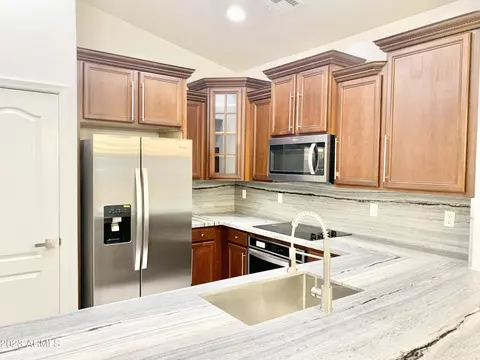 5740 S 21st Ter, Phoenix, AZ 85040 photo 51