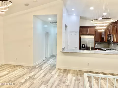 5740 S 21st Ter, Phoenix, AZ 85040 photo 32