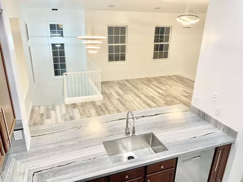 5740 S 21st Ter, Phoenix, AZ 85040 photo 11