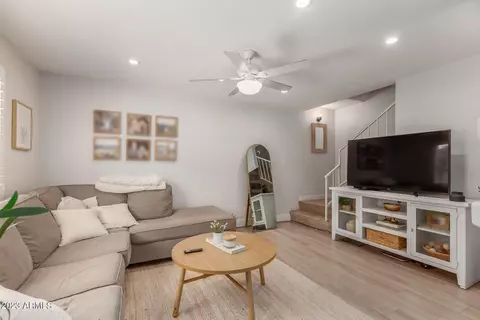 1221 N Granite Reef Rd, Scottsdale, AZ 85257