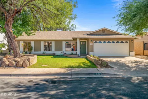 1739 E Isabella Ave, Mesa, AZ 85204
