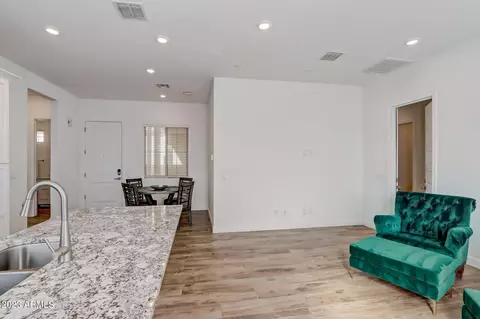 2526 E Pleasant Ln, Phoenix, AZ 85042 photo 33