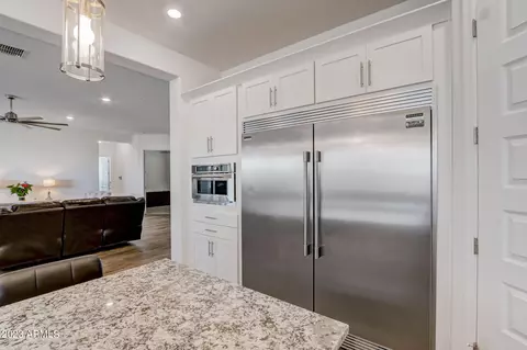 2526 E Pleasant Ln, Phoenix, AZ 85042 photo 8