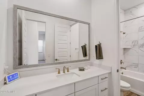 2526 E Pleasant Ln, Phoenix, AZ 85042 photo 21