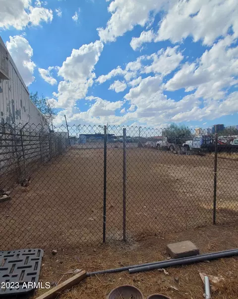 840 S 9th Pl #-, Phoenix, AZ 85034 photo 3