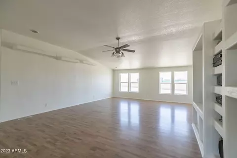 454 E 26th Ave, Apache Junction, AZ 85119 photo 8