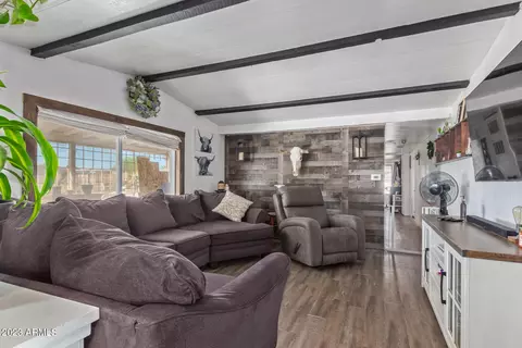9232 Espana Ave, Mesa, AZ 85208