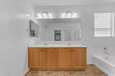7014 S 19th Ln, Phoenix, AZ 85041 photo 23