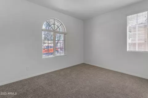 7014 S 19th Ln, Phoenix, AZ 85041 photo 32