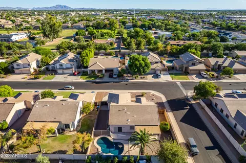 72 E Spur Ave, Gilbert, AZ 85296 photo 6