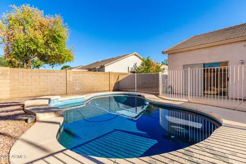 72 E Spur Ave, Gilbert, AZ 85296 photo 16