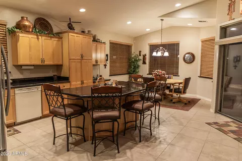 5734 E Leonora St, Mesa, AZ 85215 photo 4